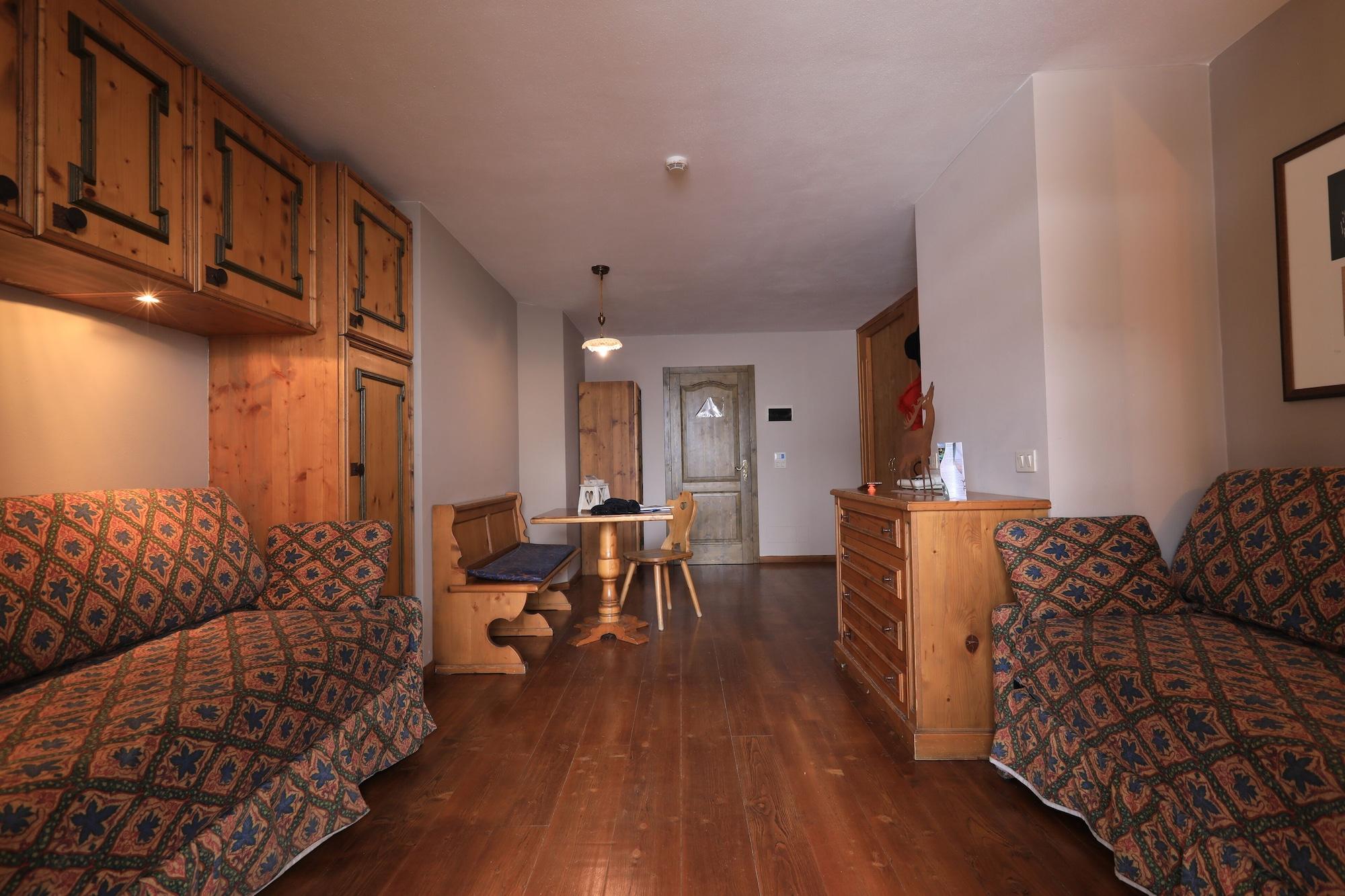 Hotel Perla Madonna di Campiglio Luaran gambar