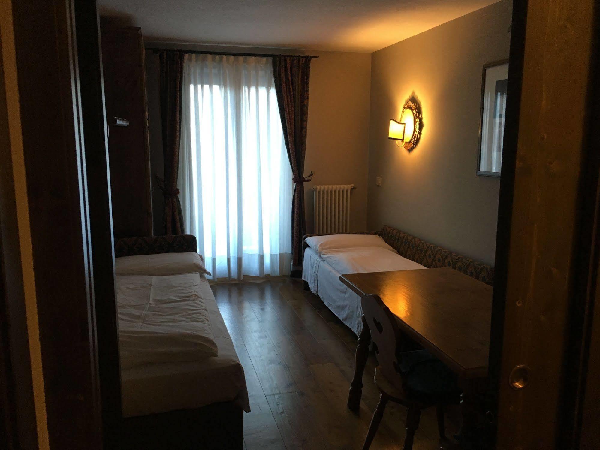 Hotel Perla Madonna di Campiglio Luaran gambar