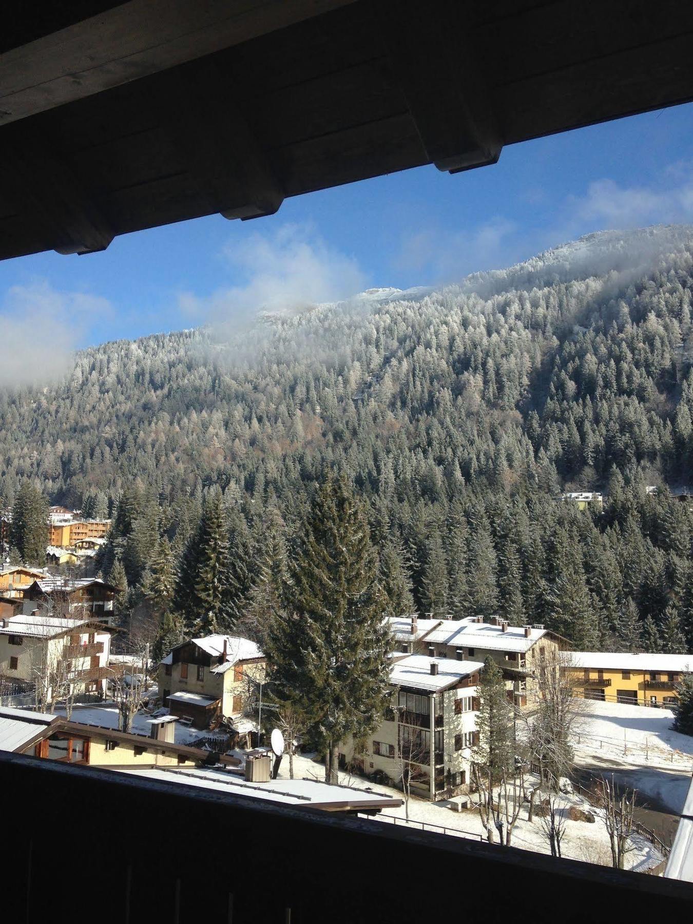 Hotel Perla Madonna di Campiglio Luaran gambar