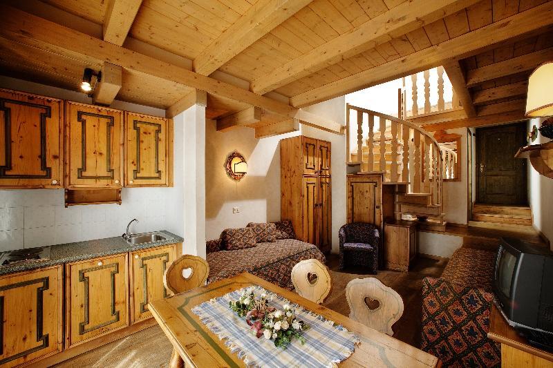 Hotel Perla Madonna di Campiglio Luaran gambar