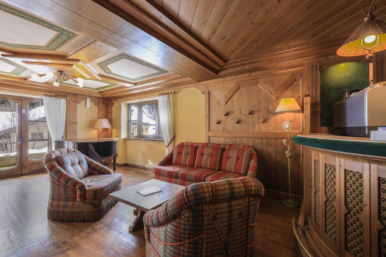 Hotel Perla Madonna di Campiglio Luaran gambar