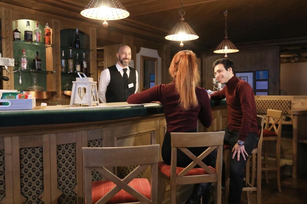 Hotel Perla Madonna di Campiglio Luaran gambar